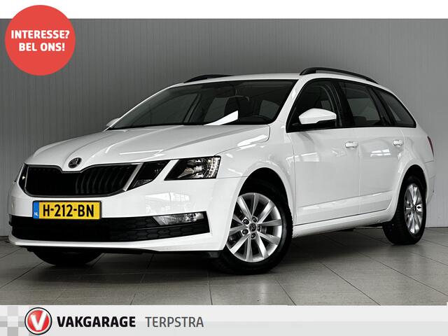 Skoda OCTAVIA Combi 1.0 TSI Greentech Business Edition/ Trekhaak/ 16'' LMV/ Apple + Android/ Navi/ Clima/ Cruise/ Elek. pakket/ Isofix/ Bluetooth/ Multi. LEDER. Stuur/ Mistl./ PDC/ LED Dagrijverl./ Dakrails.