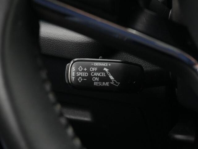 Skoda OCTAVIA Combi 1.4 TSI PHEV 204 pk DSG Business Edition | Rondomzicht camera | Matrix LED | Adaptive Cruise | Verwarmbare voorruit | 18 inch