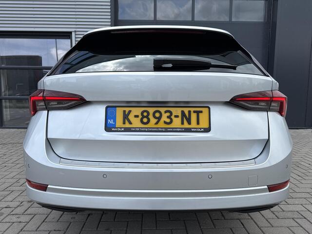 Skoda OCTAVIA Combi 1.0 e-TSI Business Edition Plus ?Automaat ?Virtual Cockpit ?Full LED ?Navigatie ?Apple Carplay & Android Auto ?Stoelverwarming ?Keyless ?Climate ?Cruise ?Parkeersensoren ?Lichtmetaal
