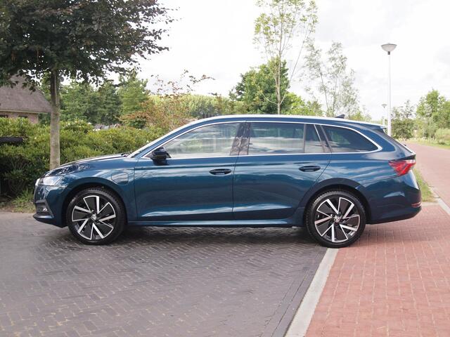 Skoda OCTAVIA Combi 1.4 TSI iV PHEV Business Edition Plus | Camera | Apple Carplay | NL-Auto | Trekhaak | Sfeerverlichting |