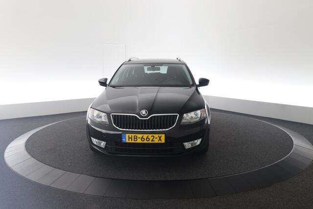 Skoda OCTAVIA Combi 1.4 TSI Greentech Edition Businessline