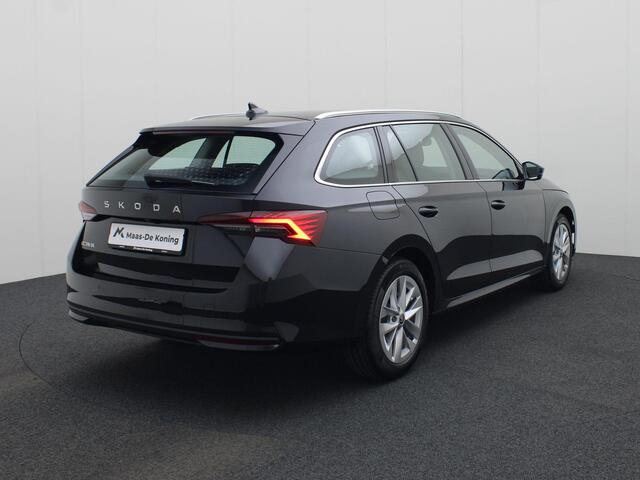 Skoda OCTAVIA Combi 1.5eTSI/150PK MHEV Selection DSG · Camera + Parkeersensoren · Stoel-/stuurverwarming · Trekhaak · Garantie tot januari 2027
