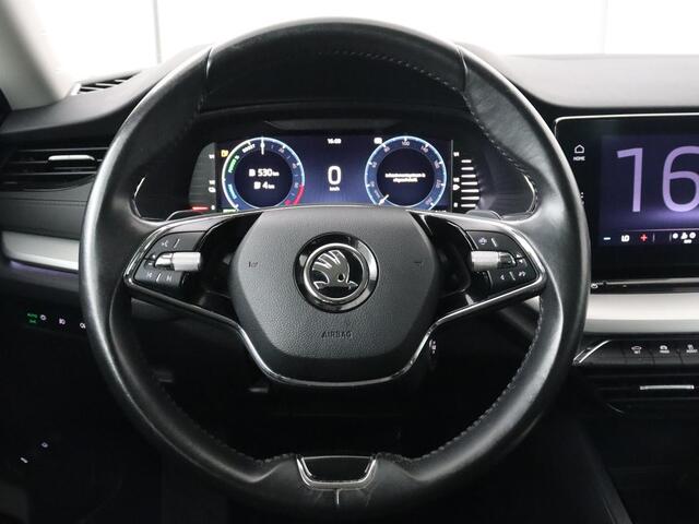 Skoda OCTAVIA 1.4 TSI iV Business Edition | Camera | Sfeerverlichting | Carplay | Navigatie | Digital Cockpit | Full LED | Cruise control | DAB | Climate control | PHEV | Plug In