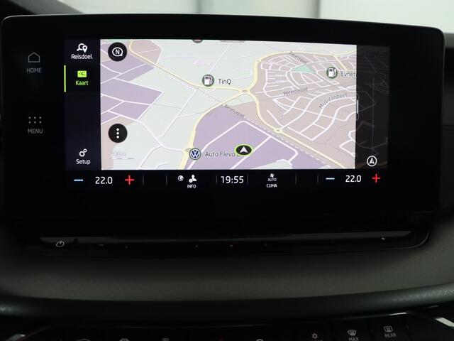 Skoda OCTAVIA 1.0 TSI Business Edition | Camera | Carplay | Navigatie | Full LED | Parkeerhulp | Chrome Pakket | Cruise control | Digital Cockpit | 17'' lichtmetalen velgen