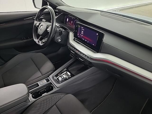 Skoda OCTAVIA Combi 1.0 e-TSI 110PK DSG Sport Business LED Climate control Sportstoelen Stuurverwarming 18" Velgen