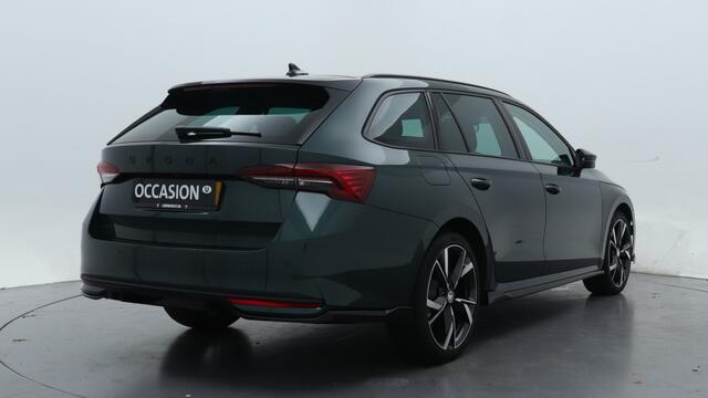 Skoda OCTAVIA Combi 1.5 TSI MHEV Business Edition Plus / Black Edition / Demonstratievoertuig