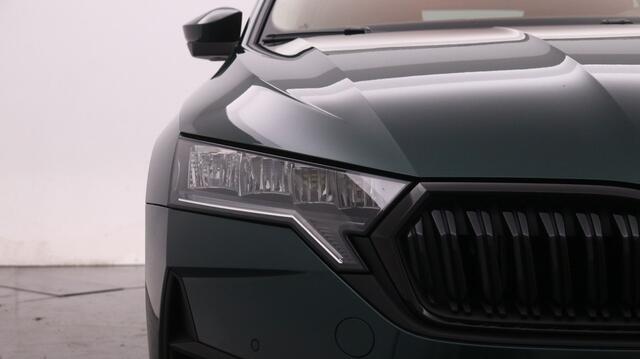 Skoda OCTAVIA Combi 1.5 TSI MHEV Business Edition Plus / Black Edition / Demonstratievoertuig
