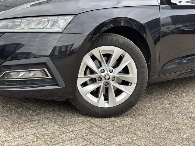Skoda OCTAVIA Combi 1.0 TSI Business Edition / Trekhaak / Camera / Navi / Cruise Control / Climate Control /