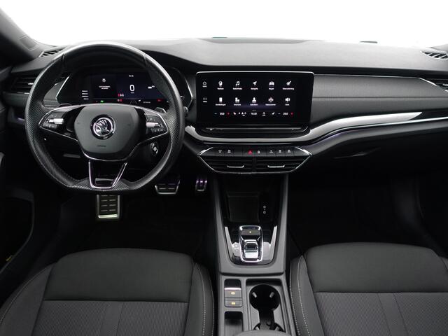 Skoda OCTAVIA Combi 1.0 e-TSI Business Edition Plus Aut- Panoramadak, Sport Interieur, Sfeerverlichting, Xenon Led, Dynamic Select, CarPlay