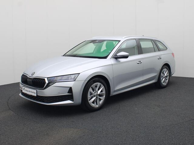 Skoda OCTAVIA Combi 1.5eTSI/150PK MHEV Selection DSG · Camera + Parkeersensoren · Stoel-/stuurverwarming · Trekhaak · Garantie tot januari 2027