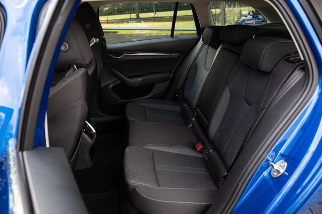 Skoda OCTAVIA Combi 1.5 TSI Greentech Style , Keyless entry/start, Achteruitrijcamera, Adap. cruise,