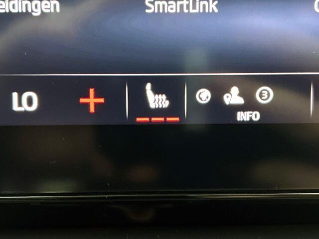 Skoda OCTAVIA 1.0 TSI Business Edition Navigatie Airco Cruise Control Lichtmetalen velgen