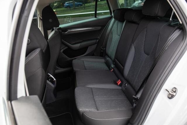 Skoda OCTAVIA Combi 1.4 TSI iV PHEV Business Edition , Adap. cruise, Carplay, Stuur/stoelverwarming,