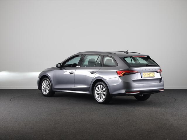 Skoda OCTAVIA Combi 1.5 TSI Edition 115 pk | Verlengde garantie | Navigatie via App | Parkeersensoren | Apple Carplay/Android Auto | LED koplampen | Stoelverwarming |