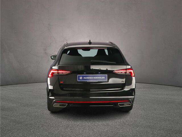 Skoda OCTAVIA Combi RS iV Business 1.4 TSI PHEV 245pk DSG Automaat Trekhaak, Adaptive cruise control, LED matrix koplampen, Achteruitrijcamera