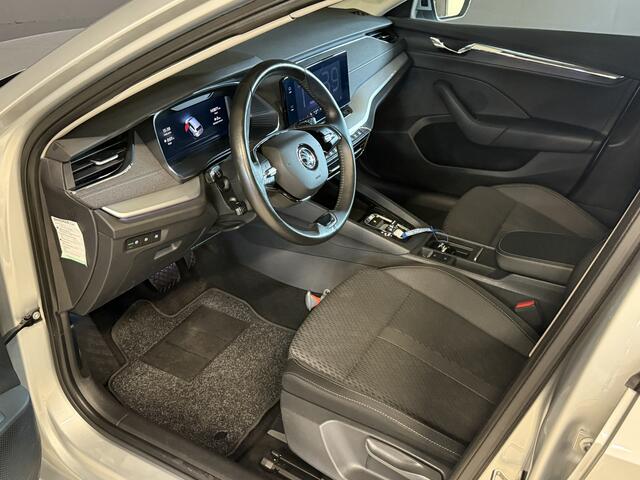 Skoda OCTAVIA Combi 1.0 e-TSI Business Edition Plus | Camera | Dodehoeksensoren | Apple carplay