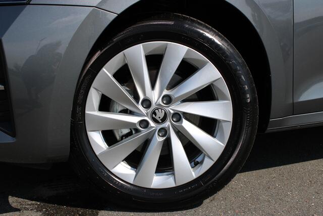 Skoda OCTAVIA Combi 1.5 TSI MHEV Business Edition |TREKHAAK|ACC|KEYLESS|LED-MATRIX|