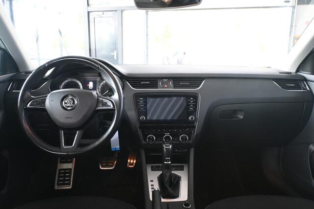 Skoda OCTAVIA Combi 2.0 TDI Greentech Style Automaat Clima Navigatie Panoramadak Dealer Onderhouden! Inruil mogelijk