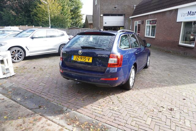 Skoda OCTAVIA 1.0 TSI Greentech Ambition Business TREKHAAK CLIMA NAVI