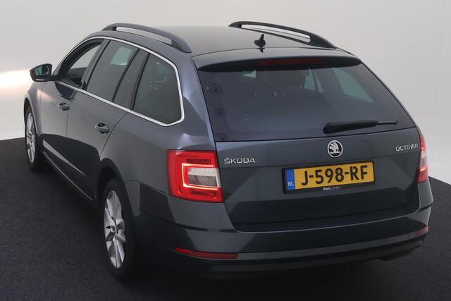 Skoda OCTAVIA Combi 1.0 TSI 116pk Business Edition / Navigatie / Stoelverwarming / 17 inch l.m. velgen