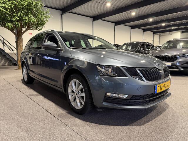 Skoda OCTAVIA Combi 1.0 TSI Greentech Ambition Business Navigatie | Apple Carplay | Trekhaak | Nette auto