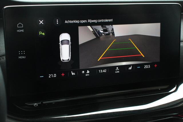 Skoda OCTAVIA Combi 1.0 e-TSI 110pk MHEV DSG Style | Navigatie | Apple Carplay/Android Auto | Parkeersensor achter | Camera | Adaptive Cruise Control | Stoelverwarming | Ledverlichting | Climate Control