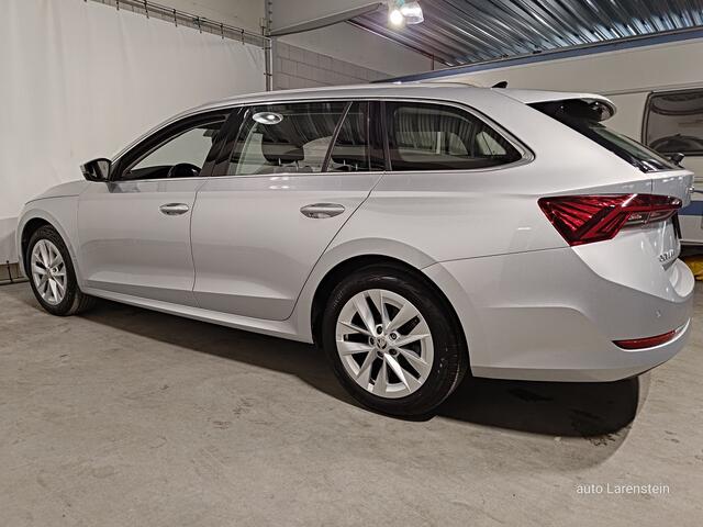 Skoda OCTAVIA Combi 1.5 e-TSI 150pk Style Business Edition Plus DSG7 110kw Carplay / Navi / Elektr.A.Klep / A.Camera / MHEV