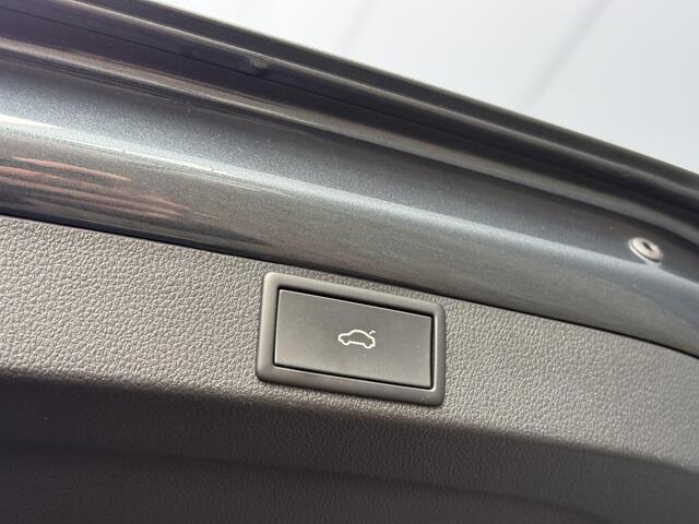 Skoda OCTAVIA Combi 1.4 TSI iV PHEV Business Edition / Dealer Onderhouden / Elektrische Achterklep / Apple Carplay&Android Auto / Achteruitrij Camera / Keyless /