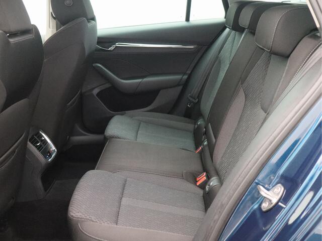 Skoda OCTAVIA Combi 1.0 TSI Business Edition Plus/ zeer mooi!