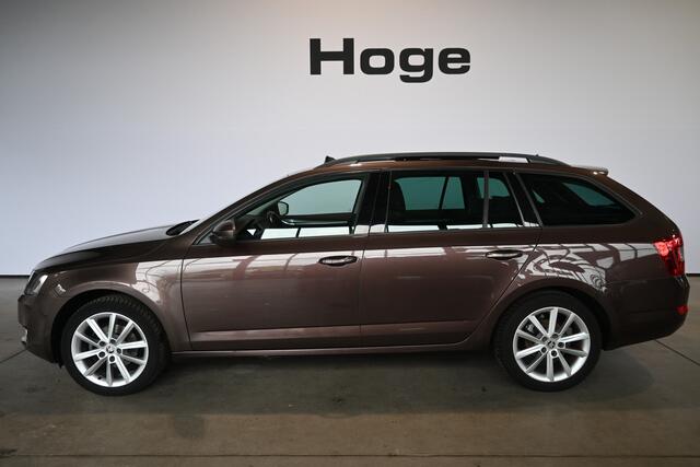 Skoda OCTAVIA Combi 1.2 TSI Greentech Ambition Businessline Automaat Navigatie Rijklaarprijs Inruil Mogelijk!
