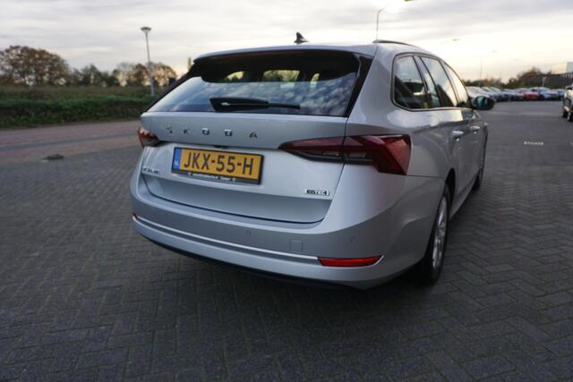 Skoda OCTAVIA COMBI 1.5 E-TSI 150PK E-TECH ACT AUG 2022 CAMERA FULL LED ANDROID/APPLECARPLAY NAVI CLIMA CRUISE BLUETOOTH PDC V+A 16INCH LMV KEYLESS ENZ...