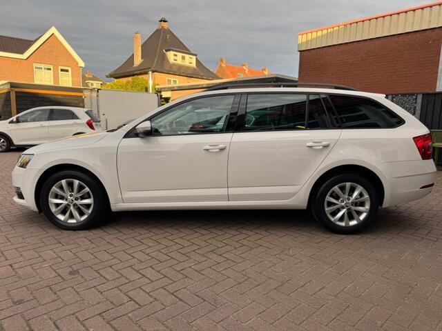 Skoda OCTAVIA COMBI 1.0 TSI 115PK GREENTECH AMBITION BUSINESS AUT./ NAVI / CAMERA / CRUISE