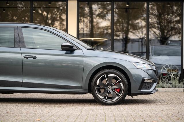 Skoda OCTAVIA Combi 1.4 TSI RS iV PHEV Business | HUD | Massage | ACC | DCC | Camera | Elek. Achterklep | Dodehoek