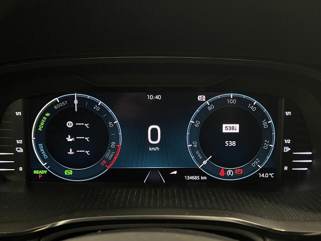 Skoda OCTAVIA Combi 1.4 TSI iV PHEV Sportline Business | NAVI | TREKHAAK | KEYLESS | STOELVERWARMING |