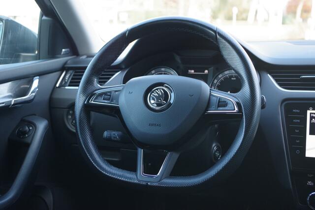 Skoda OCTAVIA Combi 1.0 TSI 115 PK Greentech Style Business, Leder-Alcantara, Carplay