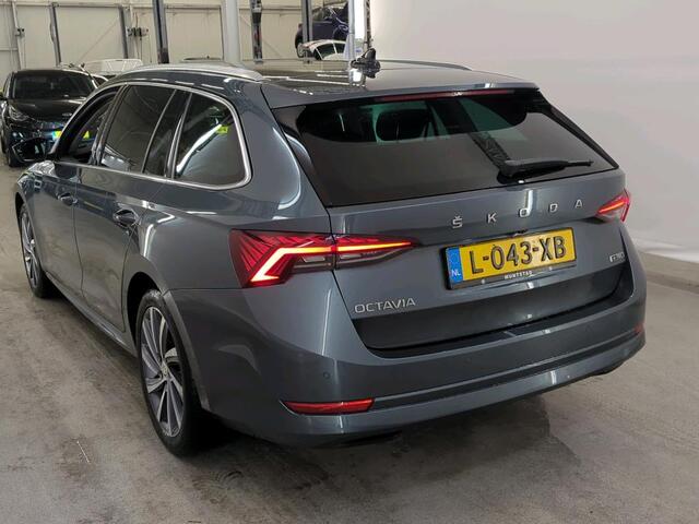 Skoda OCTAVIA Combi 1.5 e-TSI Business Plus Full-Led Camera 18''LMV Navigatie