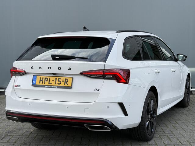 Skoda OCTAVIA Combi BWJ 2022 1.4 245 PK TSI RS iV PHEV Business AUTOMAAT | VERST. STOELEN | STOEL + STUURVERW. | NAVI | CLIMA | ADAPTIVE CRUISE | FULL LED | HALF LEDER | SPORTSTOELEN | ELEKTR. ACHTERKLEP | CAMERA | APPLE CARPLAY | ANDROID AUTO | LMV