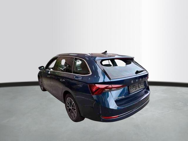 Skoda OCTAVIA Combi 1.4 TSI iV 204pk PHEV Business Edition Plus / Memory / Side Assist / Stoelverwarming voor en achter / Wordt Verwacht