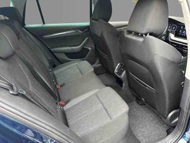 Skoda OCTAVIA Combi 1.4 TSI iV 204pk PHEV Business Edition Plus / Memory / Side Assist / Stoelverwarming voor en achter / Wordt Verwacht