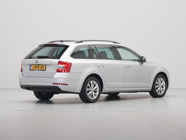 Skoda OCTAVIA Combi 1.0 TSI 115pk Greentech Business Edition Navigatie Stoelverwarming Clima Pdc Cruise Argon