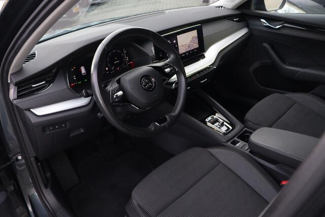 Skoda OCTAVIA Combi 1.4 TSI iV PHEV Business Edition Plus | Trekhaak | ACC | Camera |