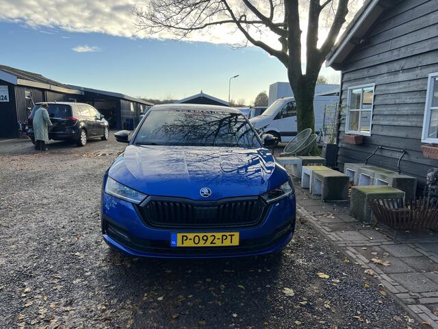 Skoda OCTAVIA 1.5 e-TSI Sport Bus./Automaat