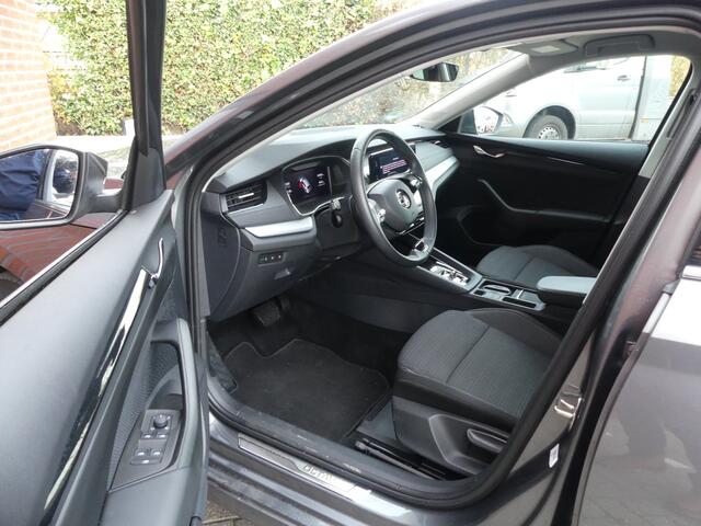 Skoda OCTAVIA Combi 1.0 e-TSI Business Edition