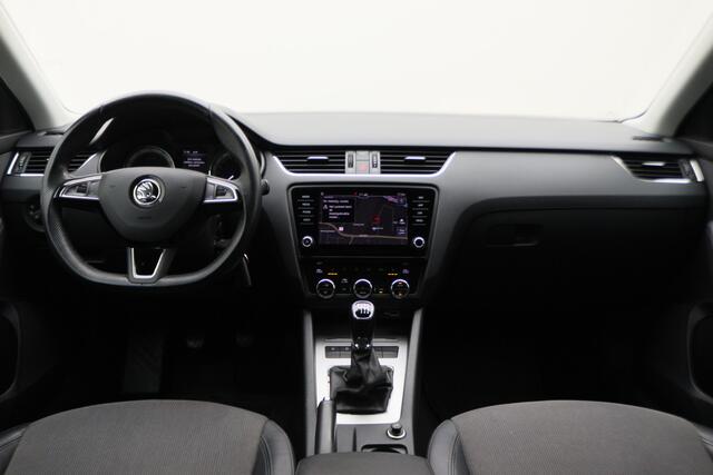 Skoda OCTAVIA Combi 1.0 TSI Greentech Business Edition