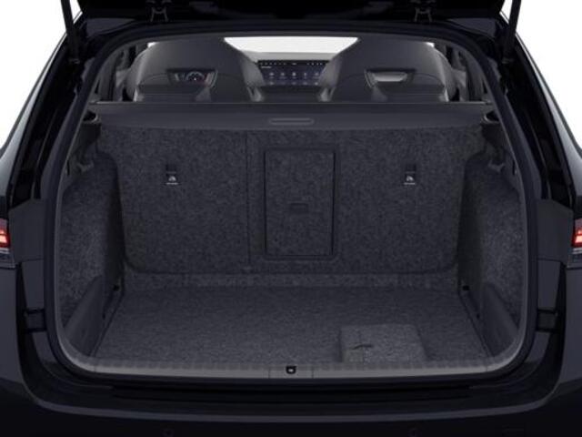 Skoda OCTAVIA Combi FL Sportline Tour 1.5 TSI m-HEV 110 kW / 150 PK Combi | Panorama schuif/kanteldak | Trekhaak, wegklapbaar | Infotainment navigatie pakket | Travel Assist pakket | Winter pakket