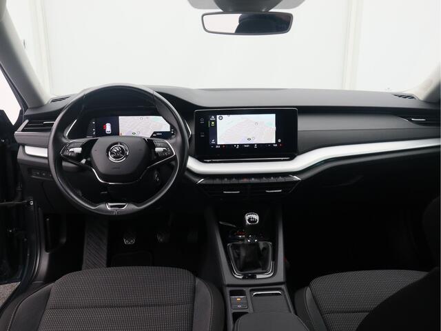 Skoda OCTAVIA Combi 1.0 TSI Business Edition/ trekhaak/ camera/ zeer mooi!