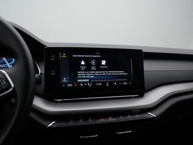 Skoda OCTAVIA Combi 1.0 e-TSI 110 pk DSG Business Edition | Trekhaak | Stoelverwarming | Navigatie | Adaptive Cruise