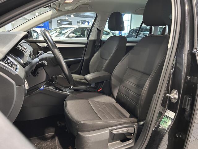 Skoda OCTAVIA Combi 1.0 TSI 116pk Greentech Ambition Business | Trekhaak | Climate control | Cruise control | Apple carplay | Android auto