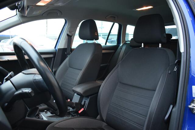 Skoda OCTAVIA Combi 1.0 TSI Greentech Business Edition | Apple CarPlay | Climate | Cruise | PDC