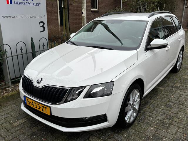 Skoda OCTAVIA Combi 1.5 TSI Greentech Business Edition